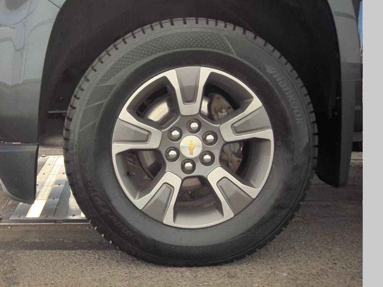 Used 2017 Chevrolet Colorado Z71 AWD/4WD image 7