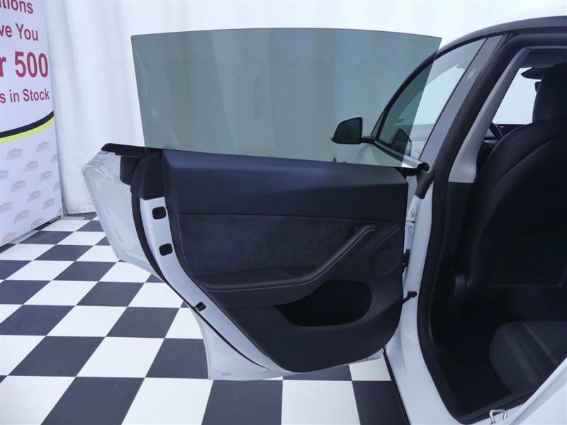 Used 2024 Tesla Model Y Long Range AWD/4WD image 26