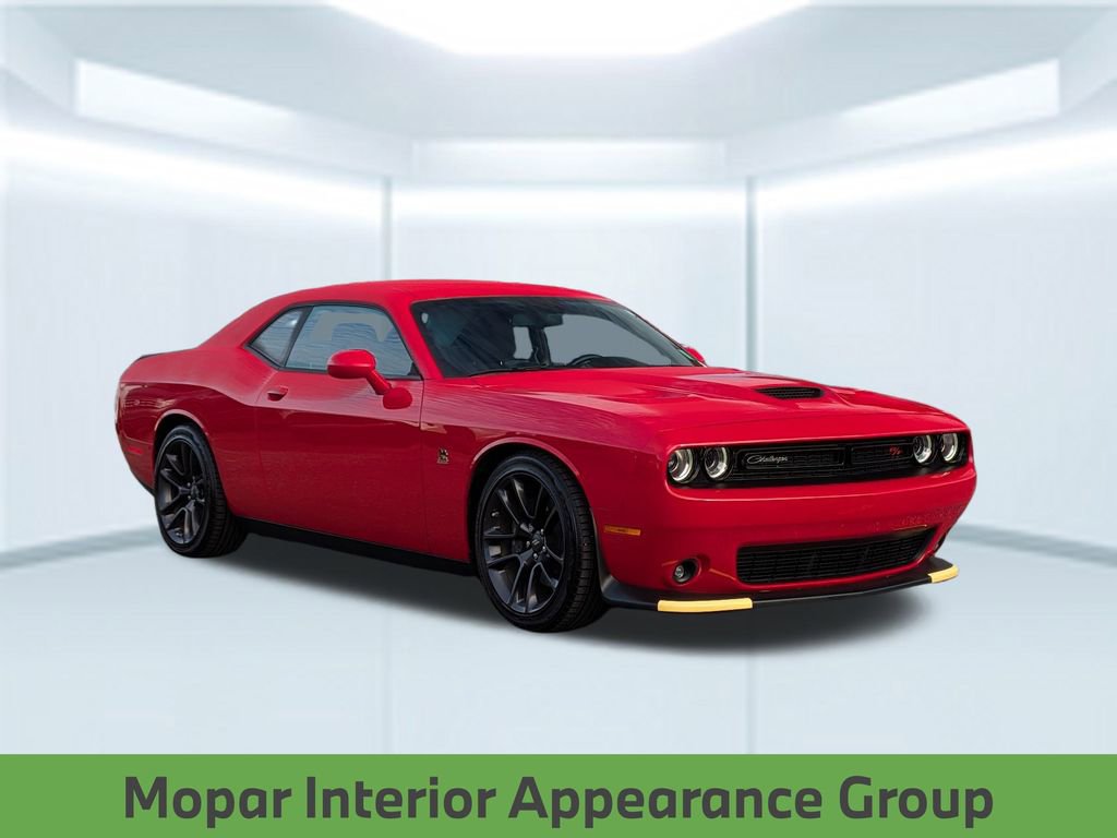 Used 2022 Dodge Challenger R/T Scat Pack w/ Driver Convenience Group image 9