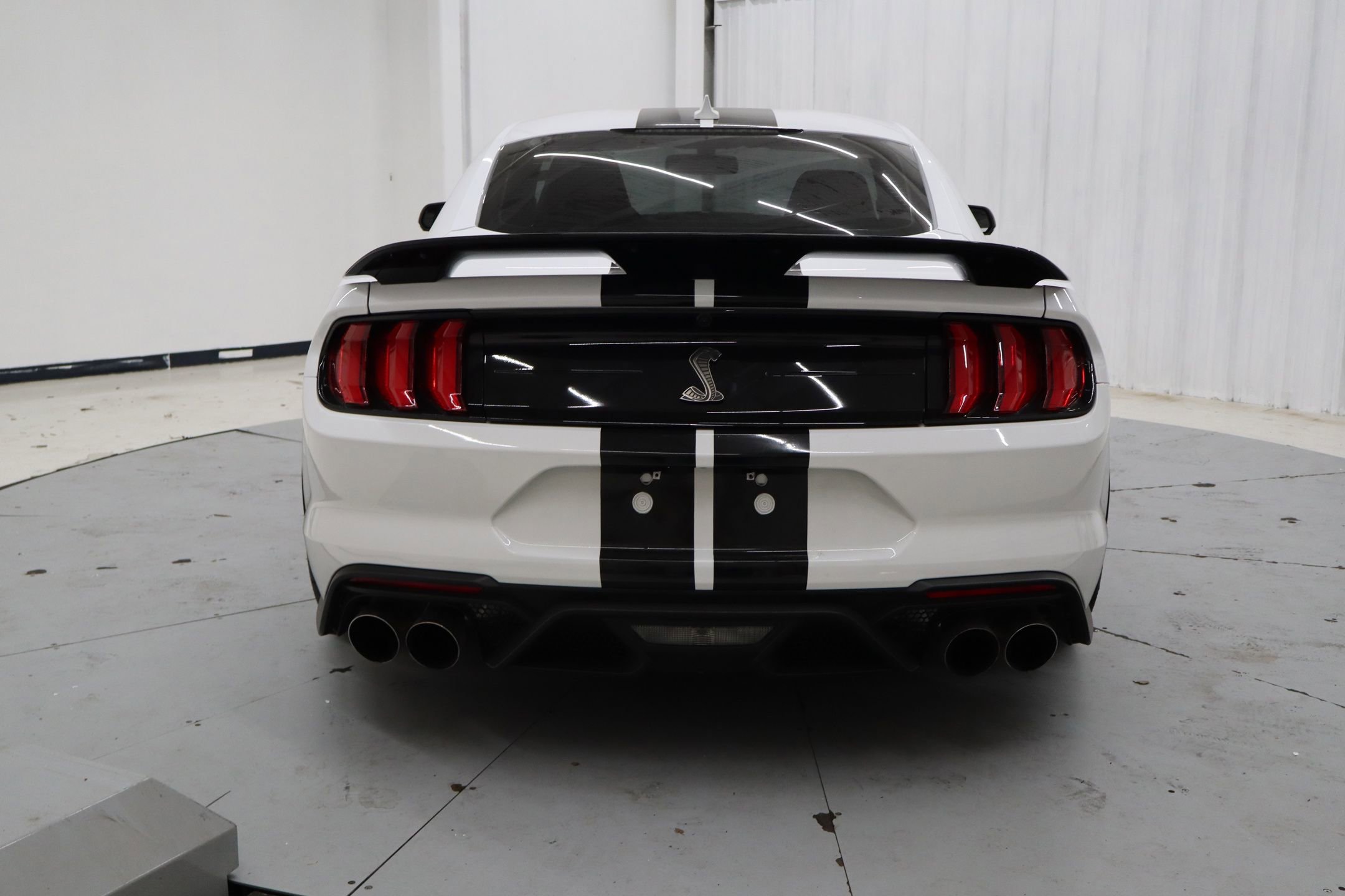 Used 2021 Ford Mustang Shelby GT500 w/ Technology Package image 6
