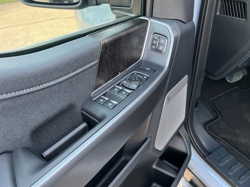 New 2026 Ford F250 Lariat w/ Lariat Premium Package image 12