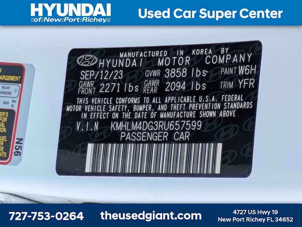 Certified 2024 Hyundai Elantra SEL FWD image 32
