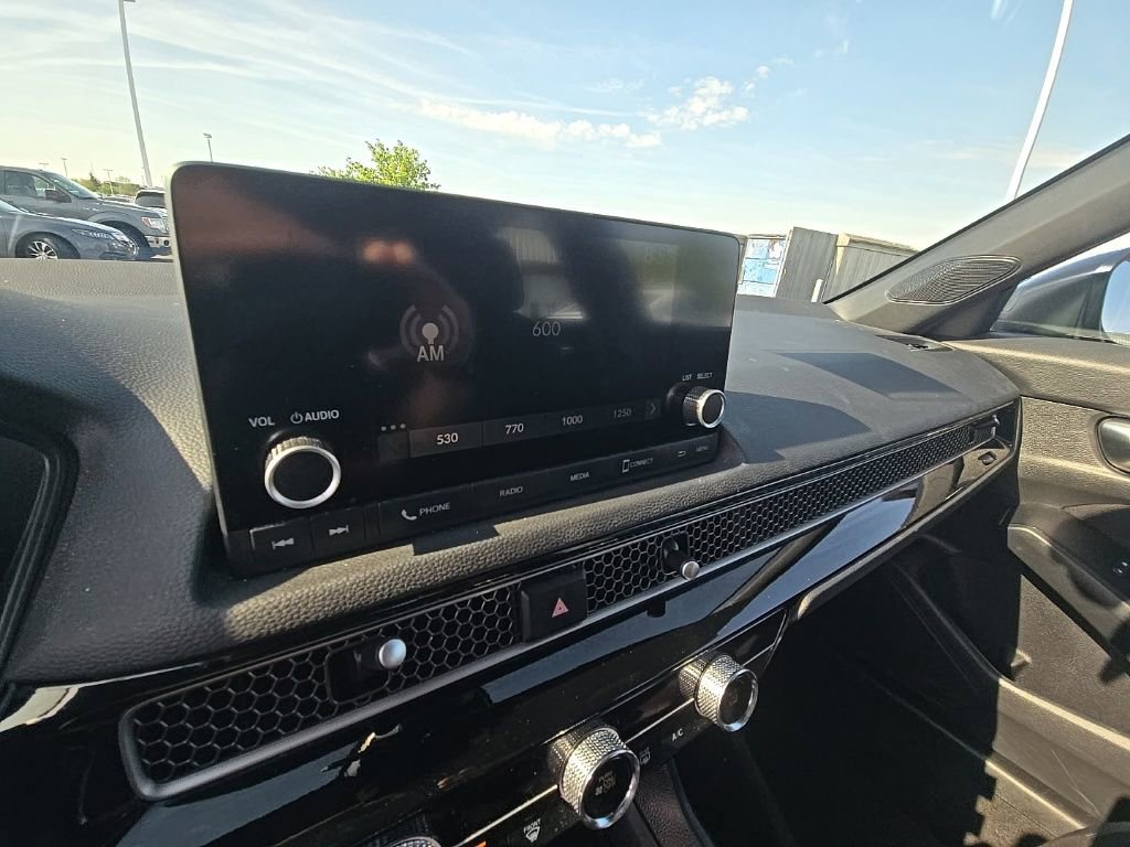 Used 2023 Honda Civic Sport image 18