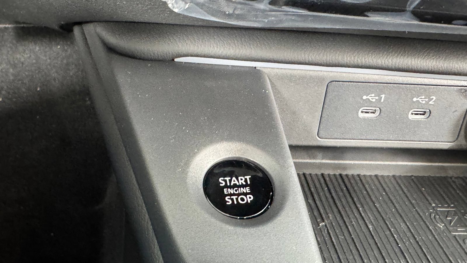 New 2026 Nissan Sentra SR w/ Floor Mat Package FWD image 21