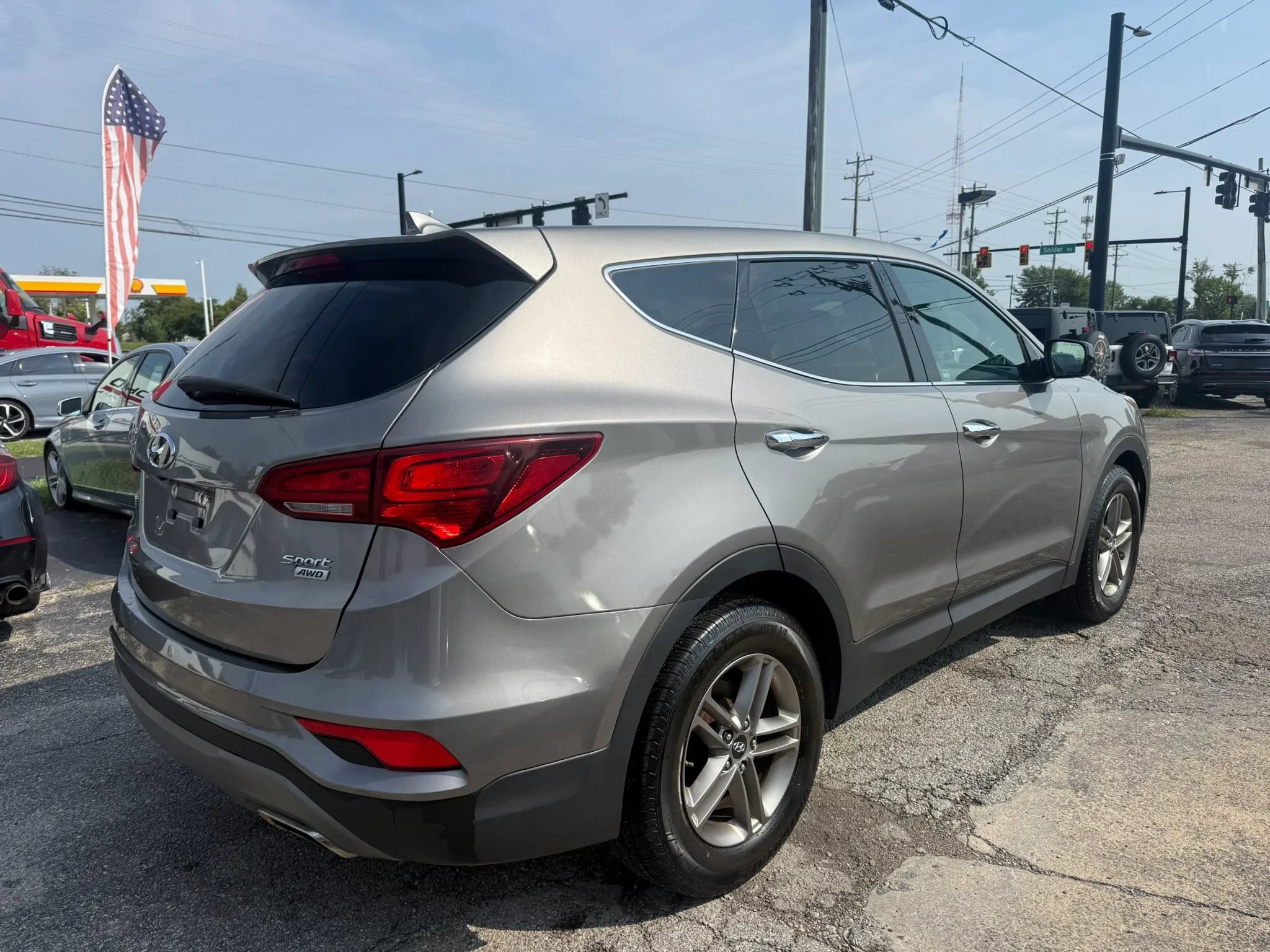 Used 2017 Hyundai Santa Fe Sport AWD/4WD image 6