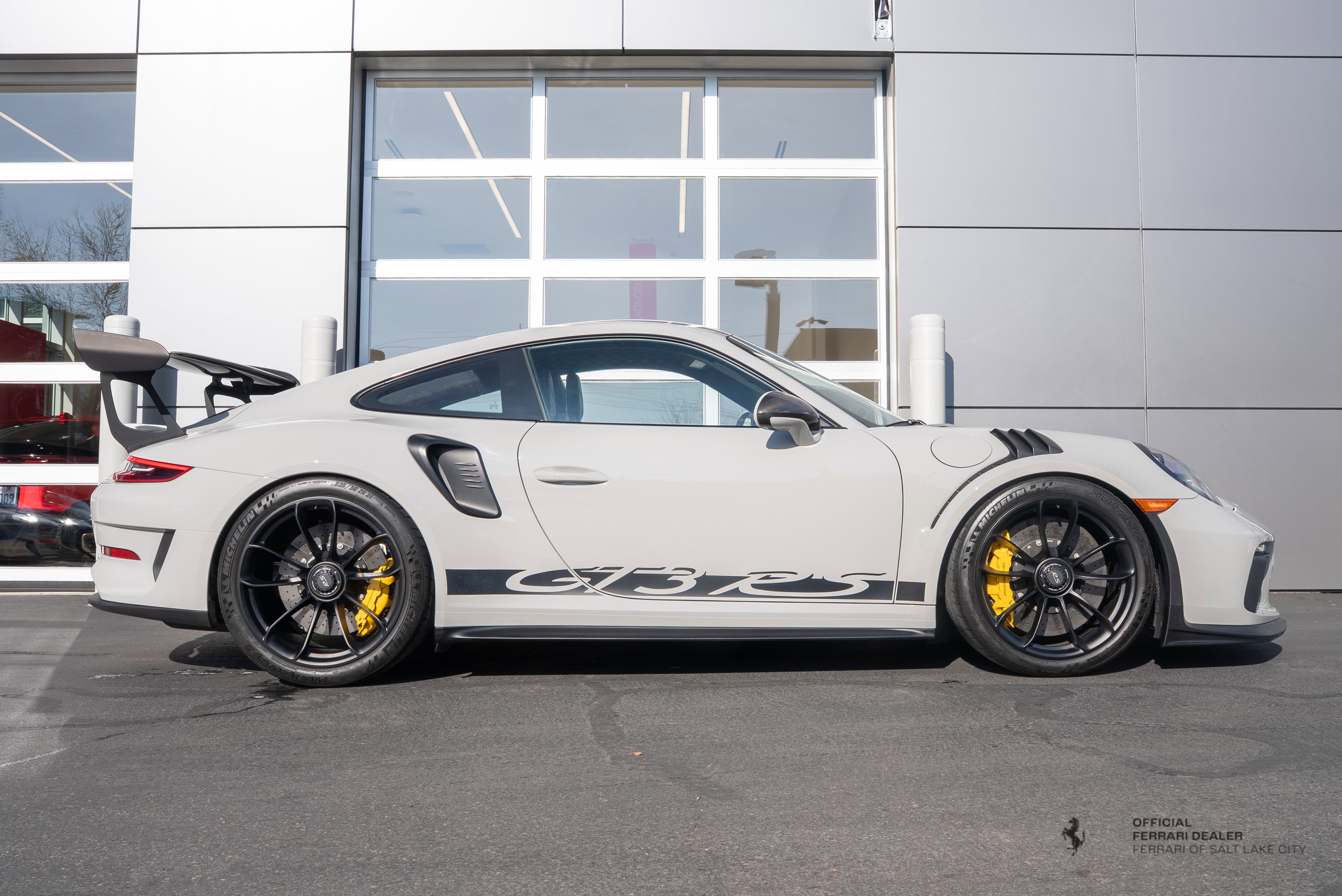 Used 2019 Porsche 911 GT3 RS image 7