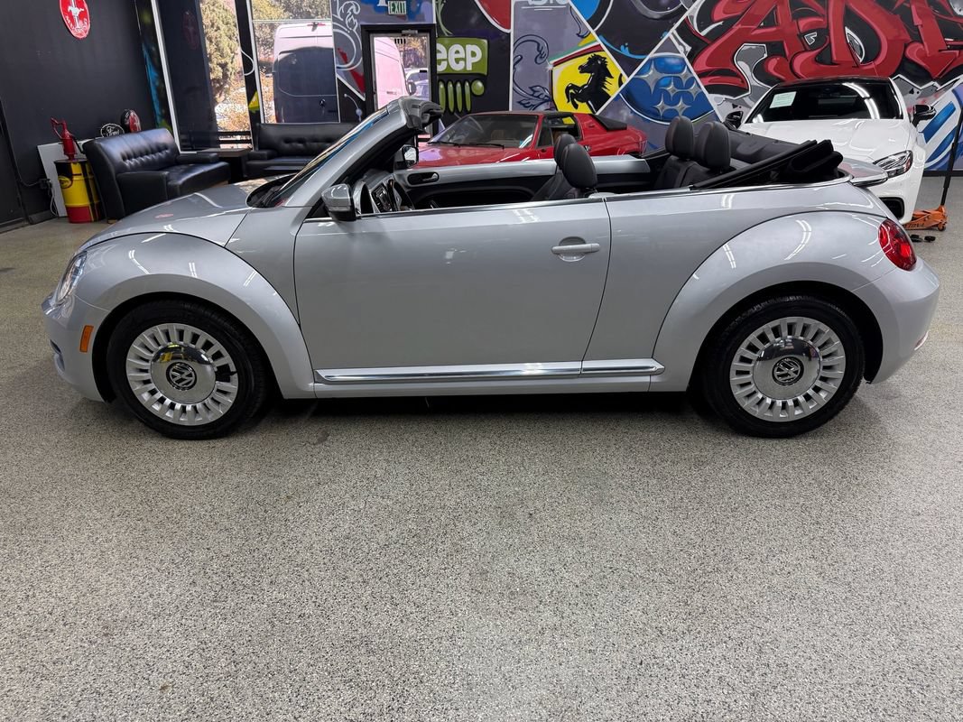 Used 2016 Volkswagen Beetle 1.8T S FWD image 13
