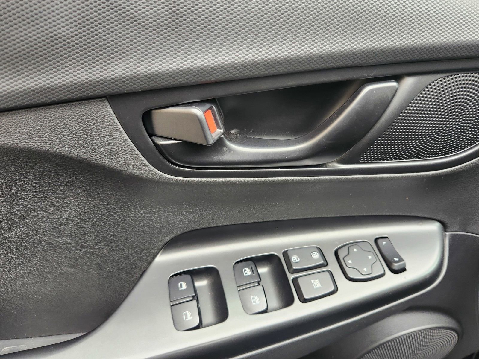 Used 2023 Hyundai Kona N Line w/ Cargo Package FWD image 9