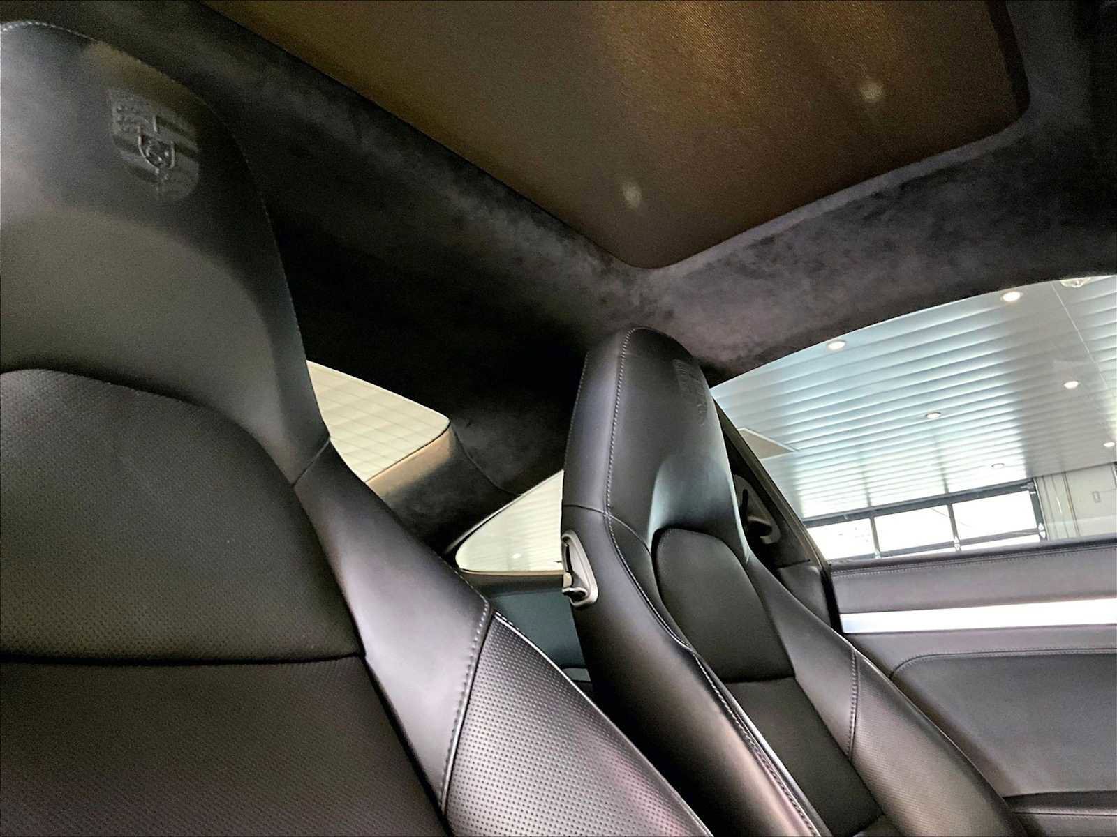 Used 2019 Porsche 911 Carrera S image 23