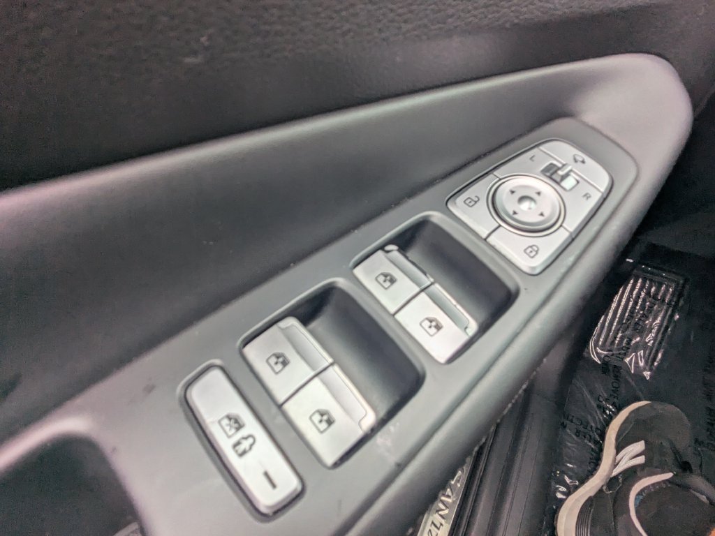 Used 2023 Hyundai Santa Fe Calligraphy w/ Cargo Package AWD/4WD image 10