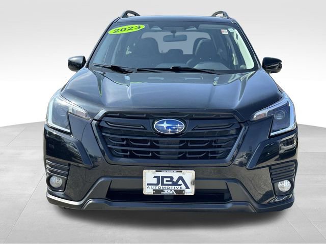 Used 2023 Subaru Forester Premium image 23