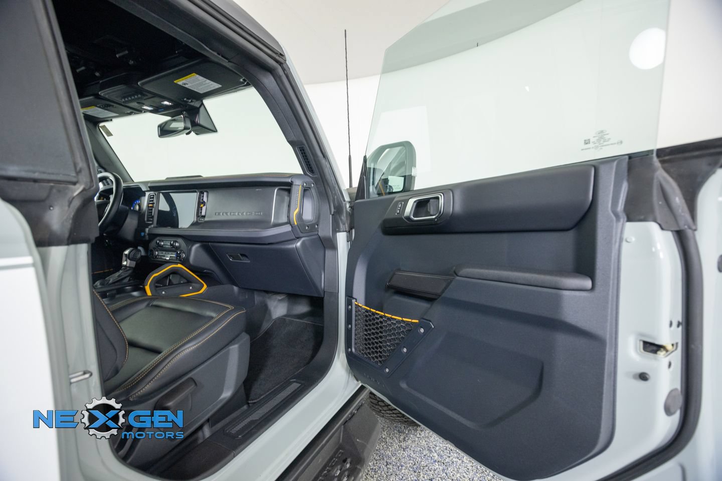 Used 2024 Ford Bronco Badlands AWD/4WD image 43