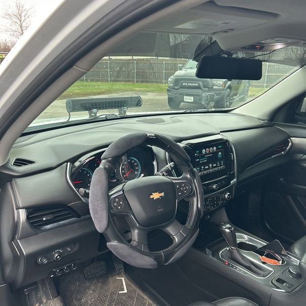 Used 2019 Chevrolet Traverse LT w/ LPO, Floor Liner Package image 3