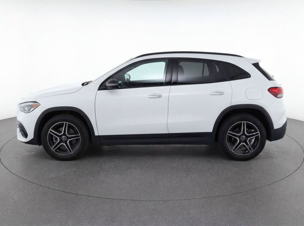 Used 2021 Mercedes-Benz GLA 250 4MATIC image 6
