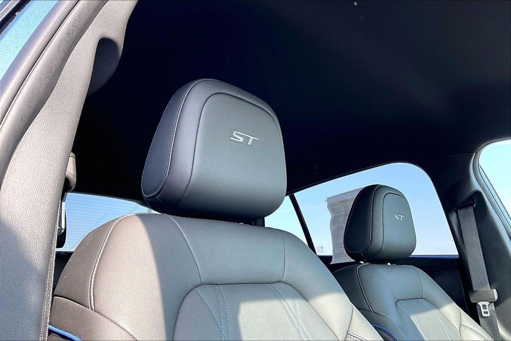 Used 2024 Buick Envista Sport Touring w/ Advanced Safety Package image 22
