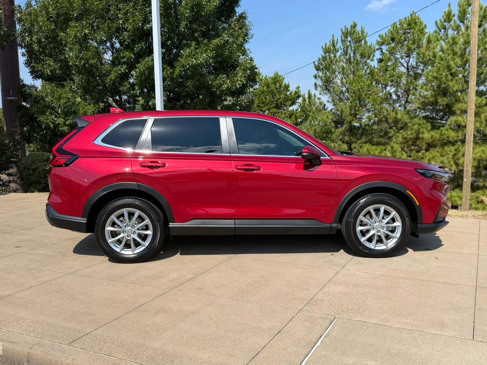 Used 2026 Honda CR-V EX image 7