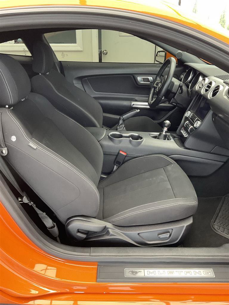 Used 2020 Ford Mustang GT w/ Equipment Group 301A RWD image 11