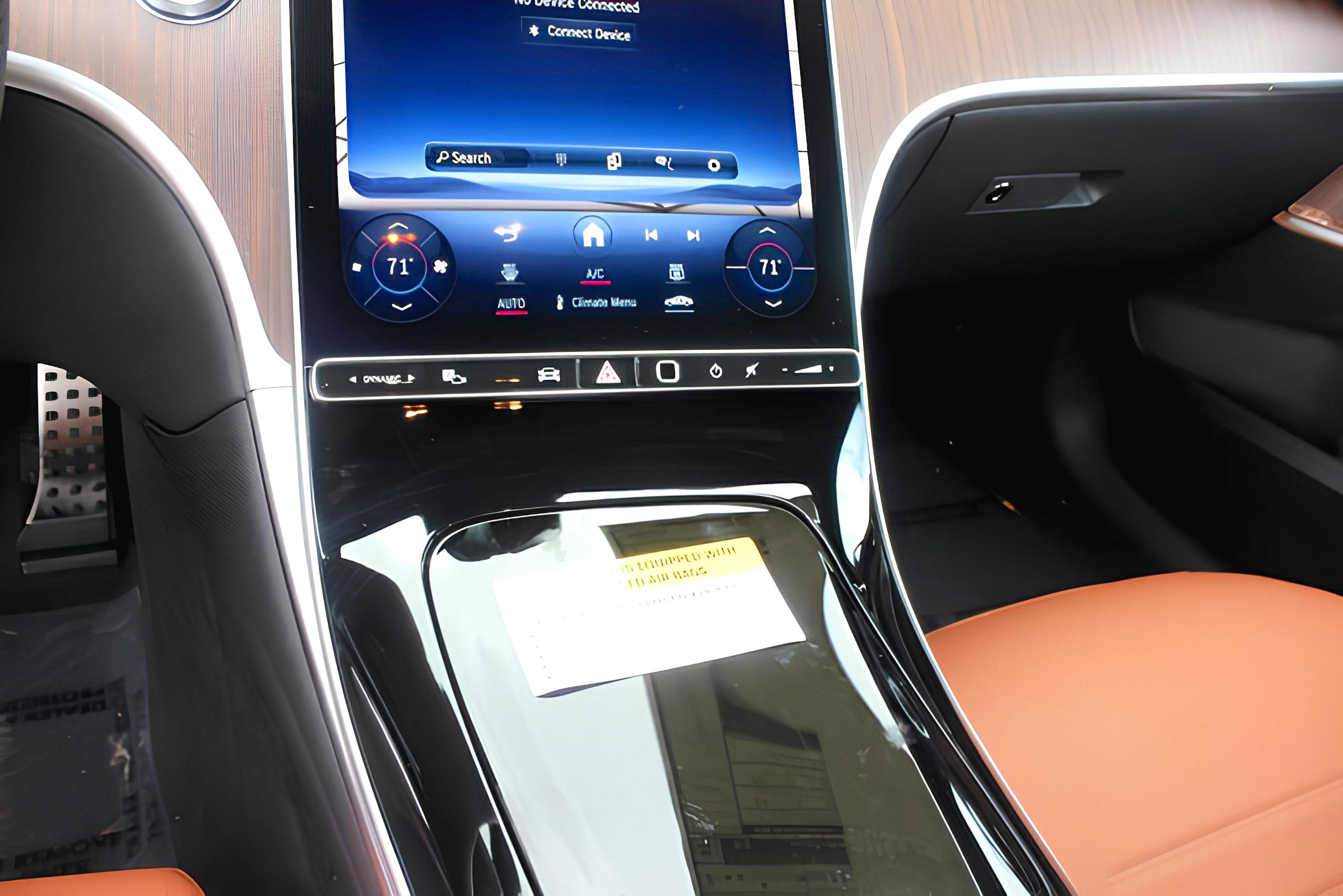 Used 2024 Mercedes-Benz C 300 Sedan image 28