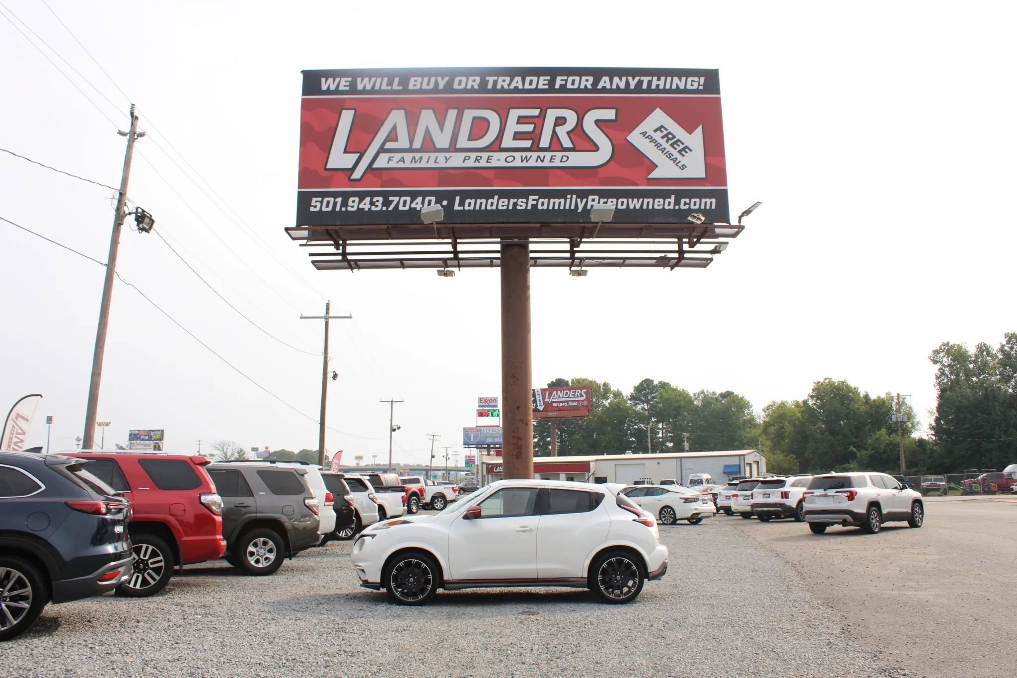 Used 2015 Nissan Juke NISMO image 4