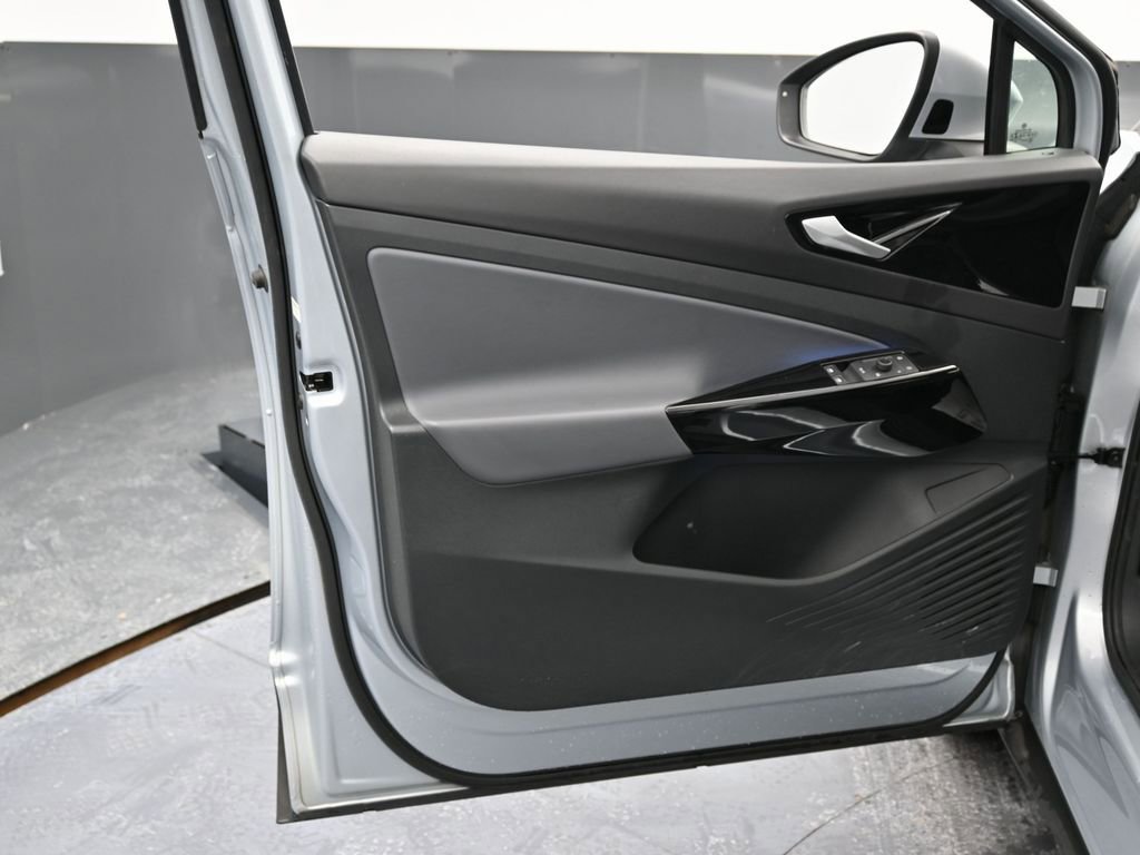 Used 2021 Volkswagen ID.4 Pro w/ ID.4 Protection Package image 37