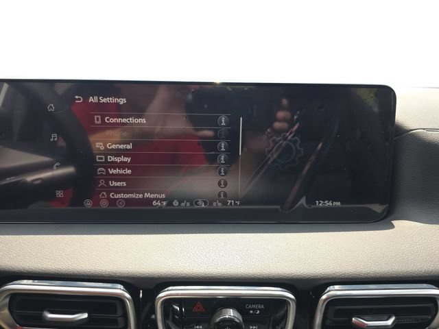 New 2026 Nissan Sentra SR w/ SR Premium Package FWD image 19
