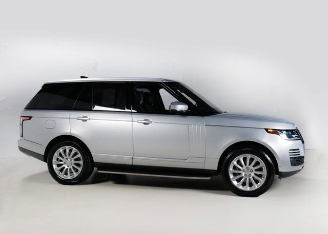 Used 2020 Land Rover Range Rover HSE image 31