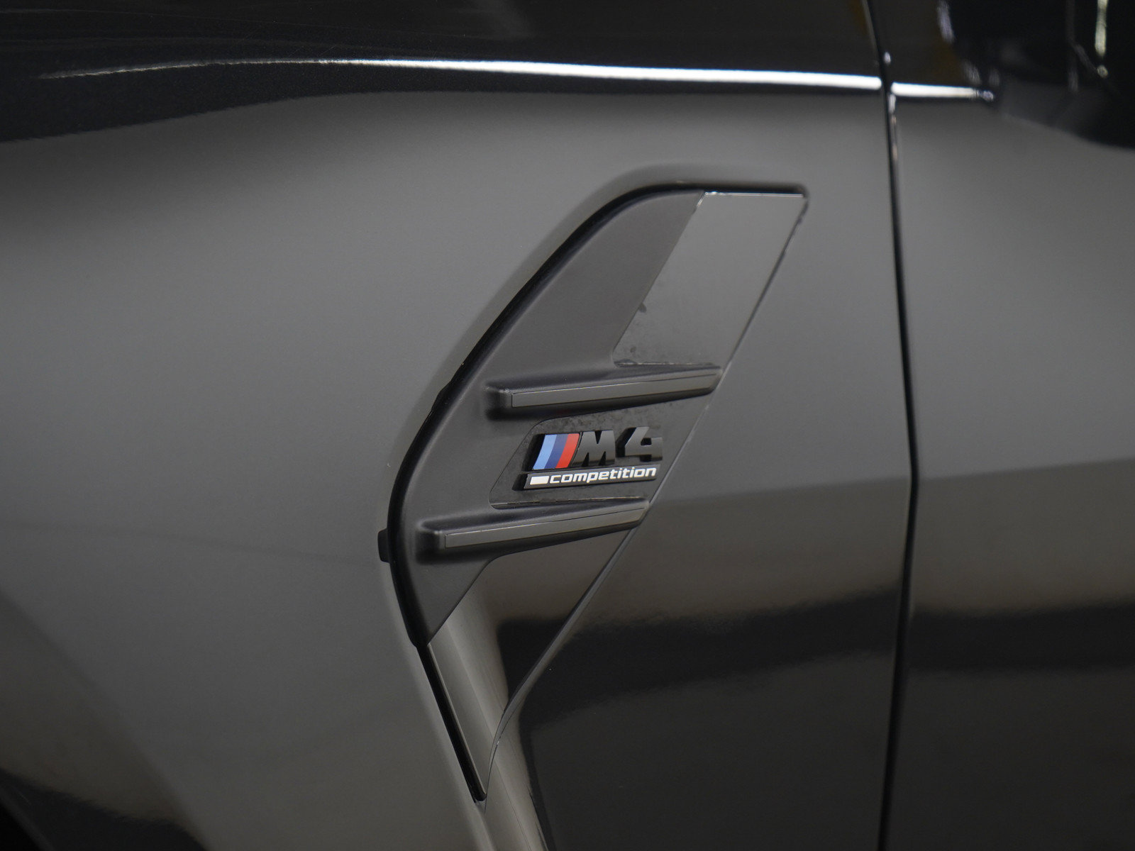 Used 2026 BMW M4 xDrive Competition w/ Executive Package AWD/4WD image 30