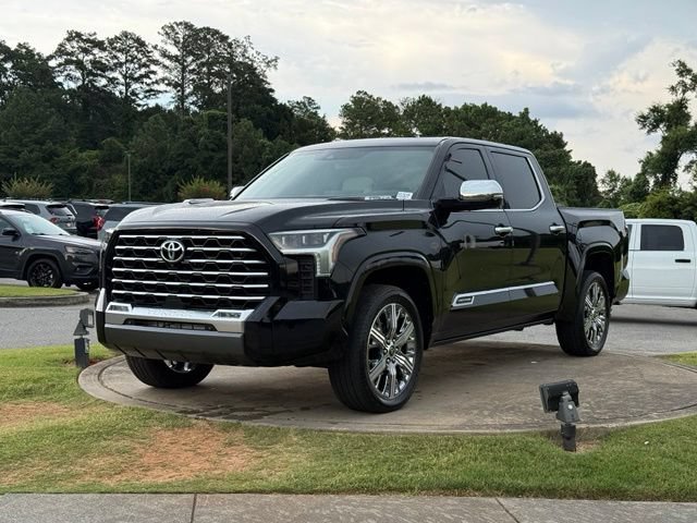 Used 2024 Toyota Tundra Capstone AWD/4WD image 3