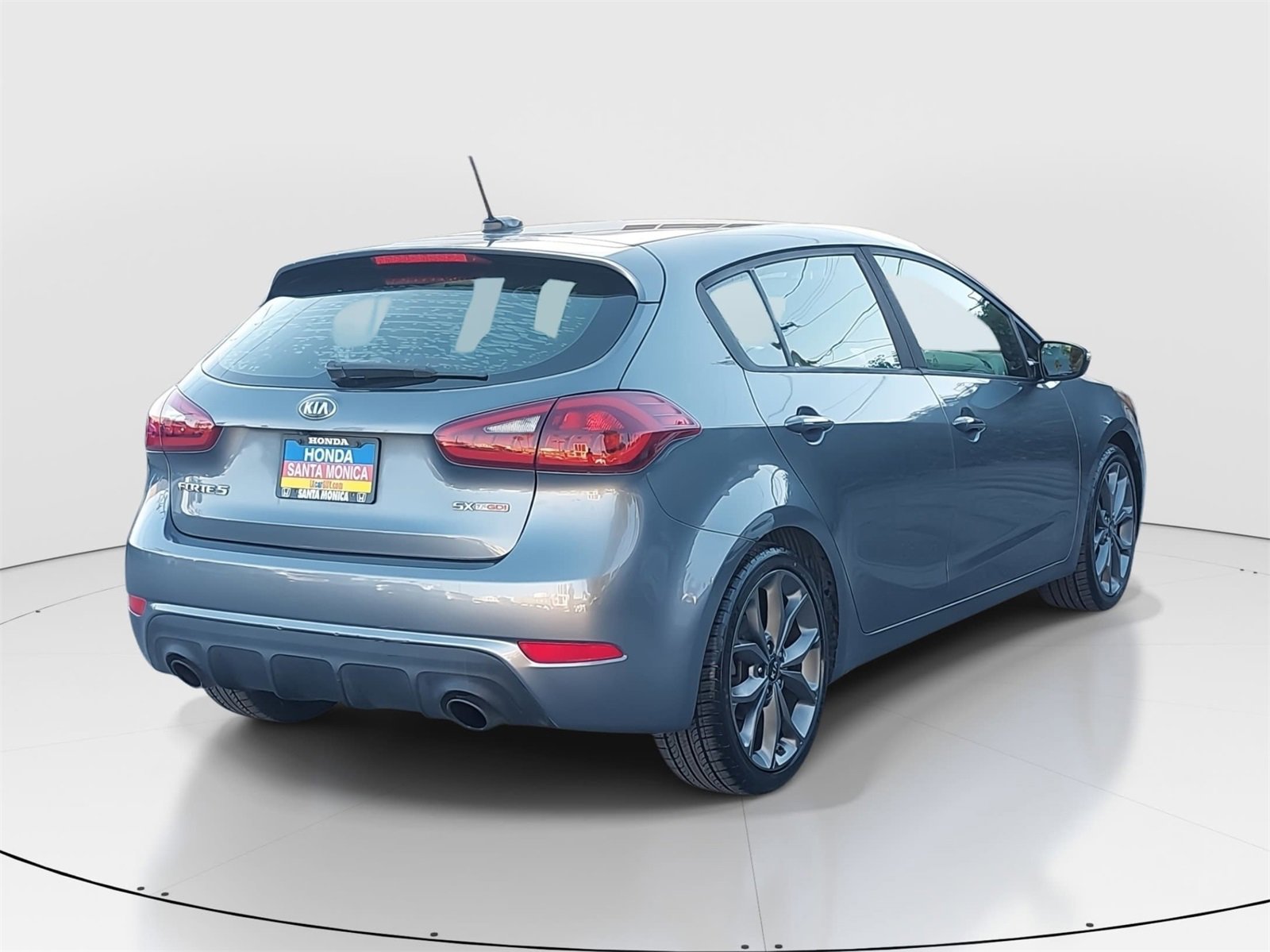 Used 2018 Kia Forte SX image 5