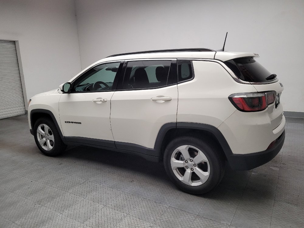Used 2018 Jeep Compass Latitude w/ Popular Equipment Group FWD image 3