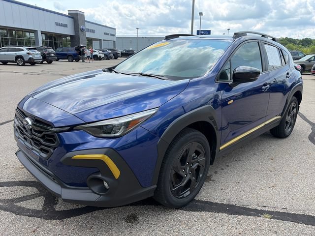 Used 2025 Subaru Crosstrek 2.5i Sport AWD/4WD image 3