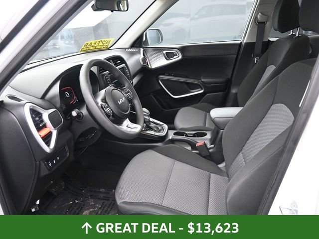 Used 2023 Kia Soul LX w/ Option Group 015 image 17