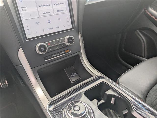 Used 2021 Ford Edge ST-Line image 13