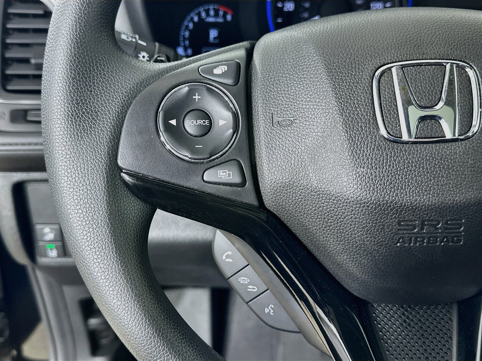 Used 2022 Honda HR-V EX image 18