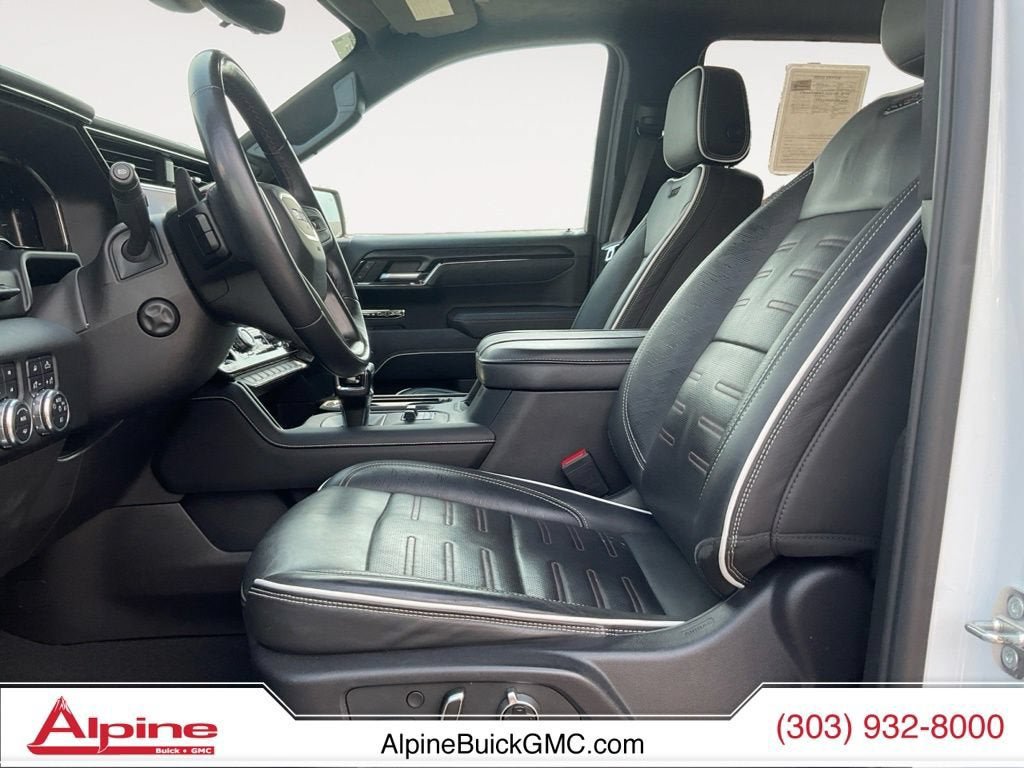 Used 2024 GMC Sierra 1500 AT4X AWD/4WD image 9