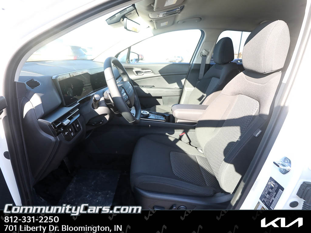 New 2026 Kia Sportage S image 10