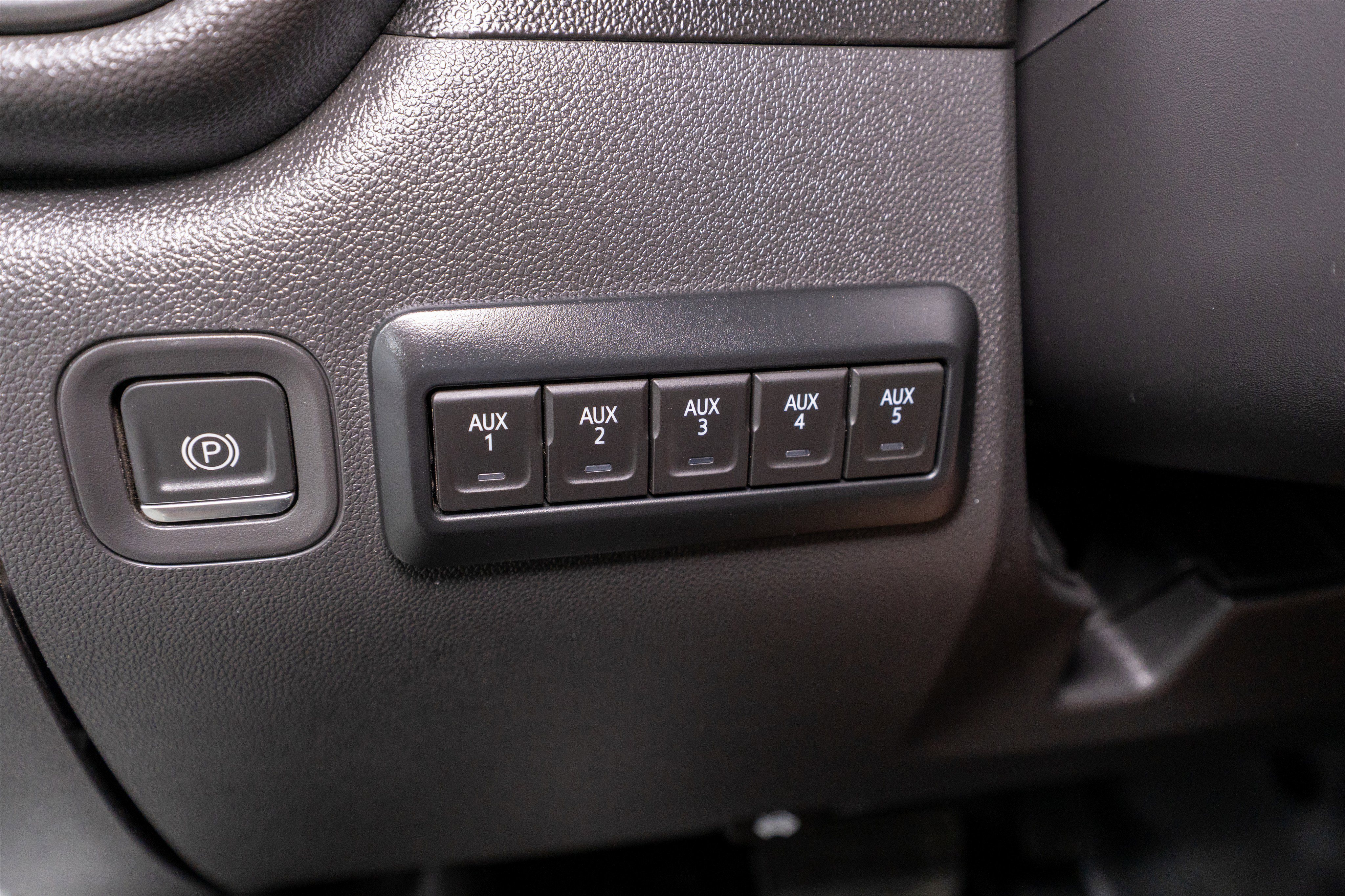 Used 2021 Chevrolet Silverado 1500 W/T w/ WT Fleet Convenience Package AWD/4WD image 28