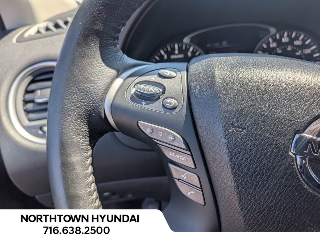 Used 2019 Nissan Pathfinder SL AWD/4WD image 29