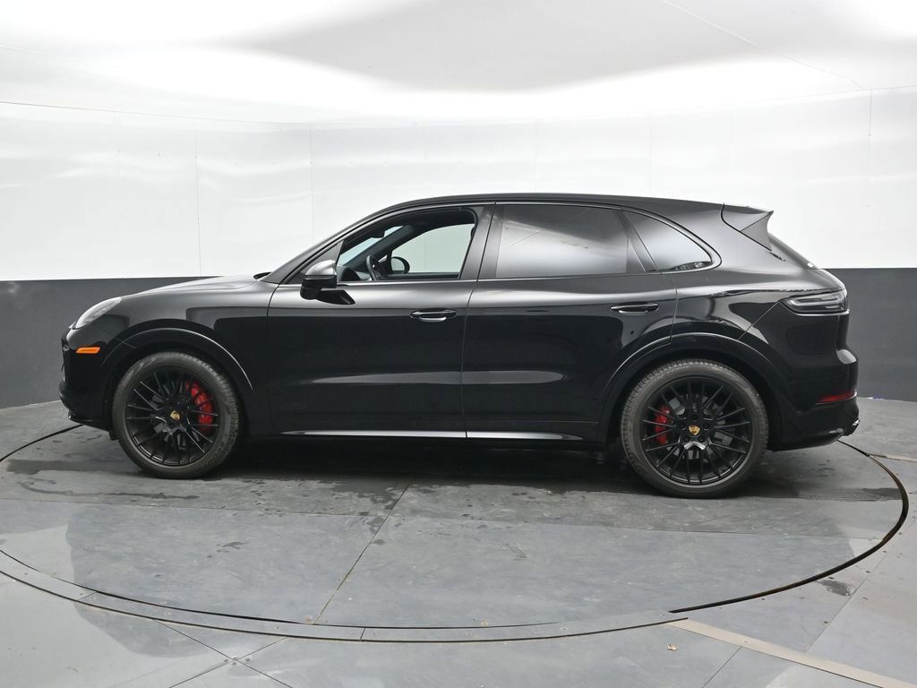 Used 2023 Porsche Cayenne GTS AWD/4WD image 10
