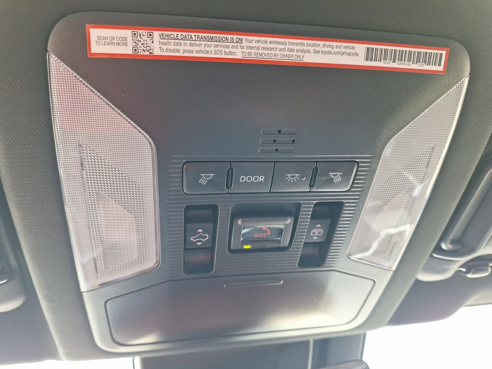 Used 2025 Toyota RAV4 XSE w/ Advanced Technology Package AWD/4WD image 29