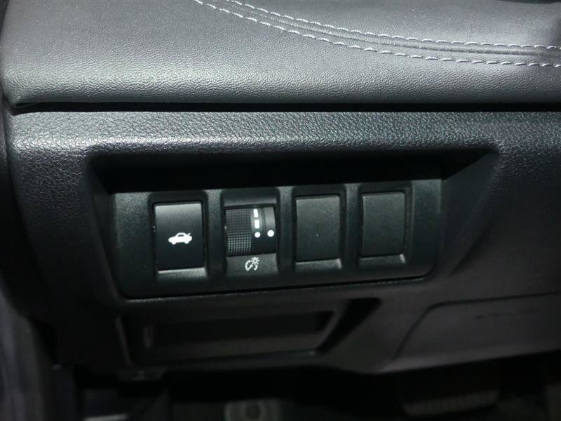 Used 2020 Subaru Legacy Limited AWD/4WD image 30