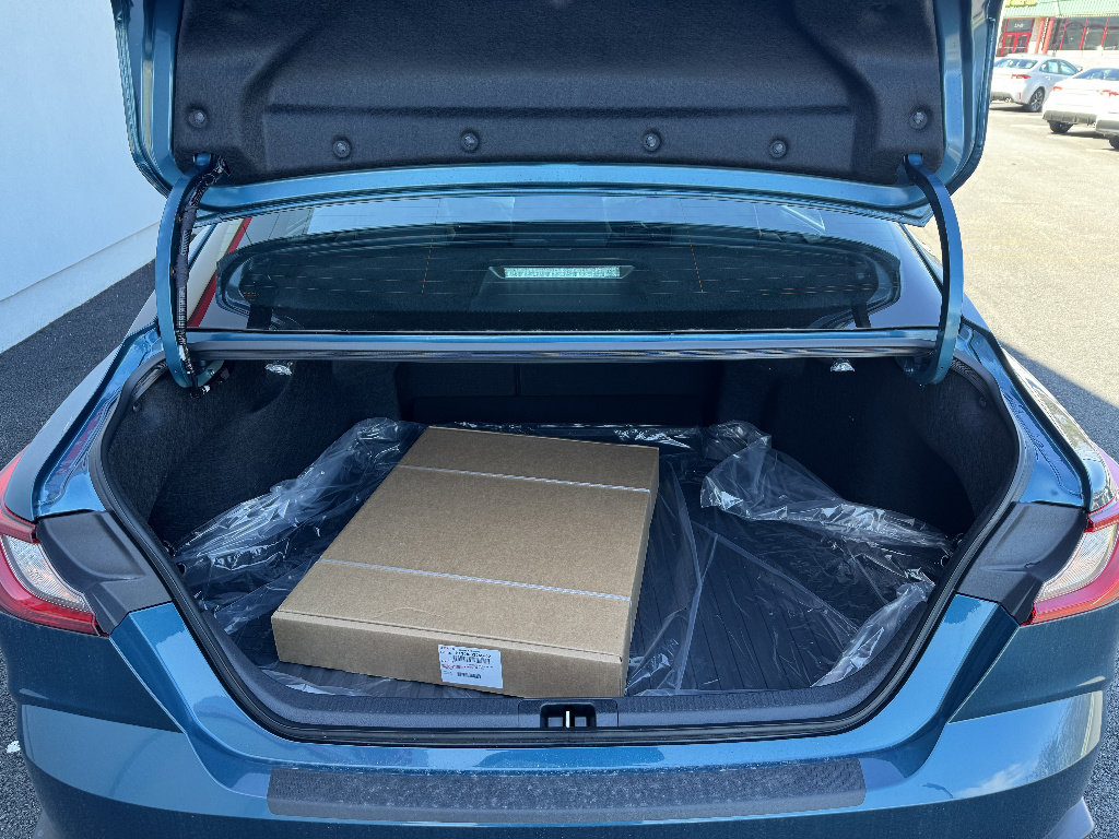 New 2026 Toyota Camry SE image 10