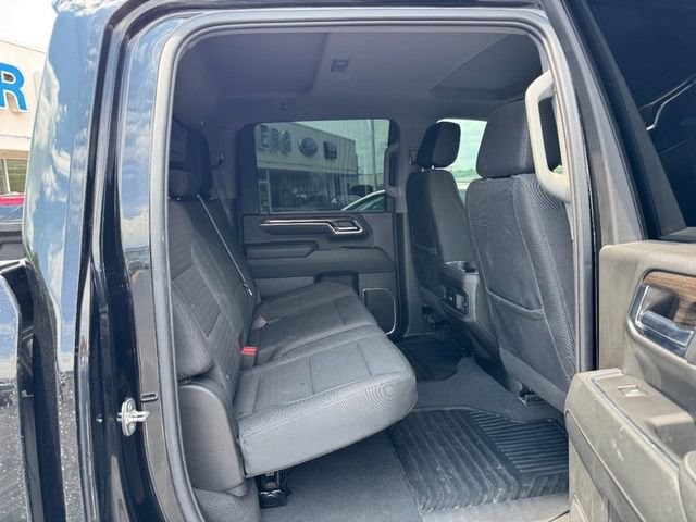 Used 2024 Chevrolet Silverado 2500 LT w/ Midnight Edition AWD/4WD image 10