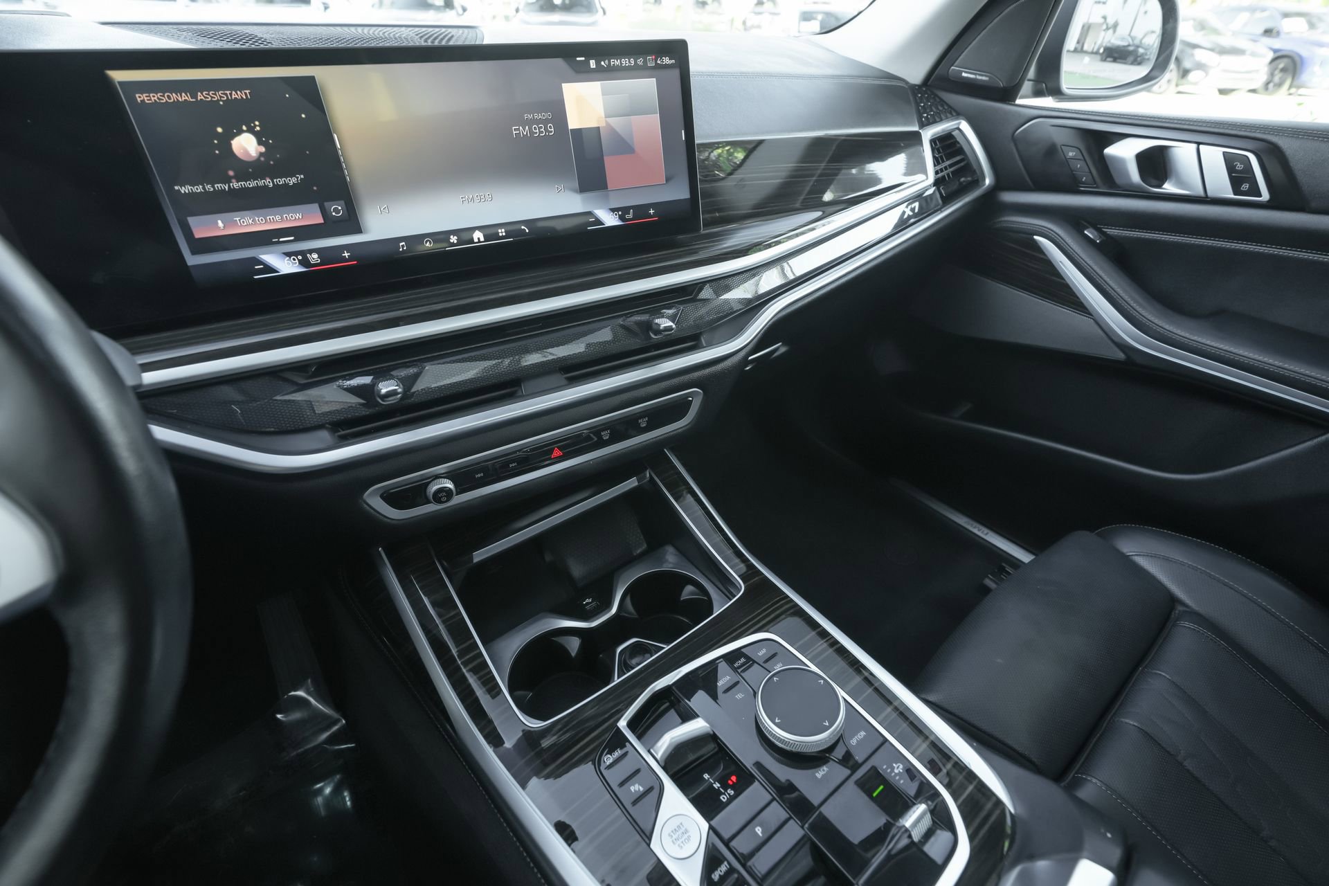 Used 2025 BMW X7 xDrive40i image 10