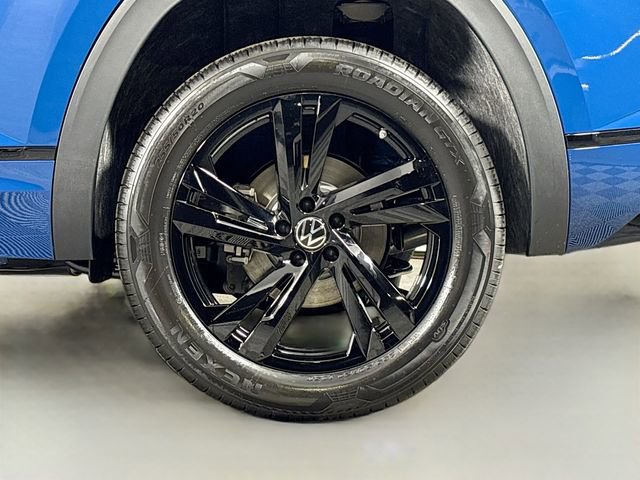 New 2026 Volkswagen Atlas Cross Sport SEL R-Line image 32