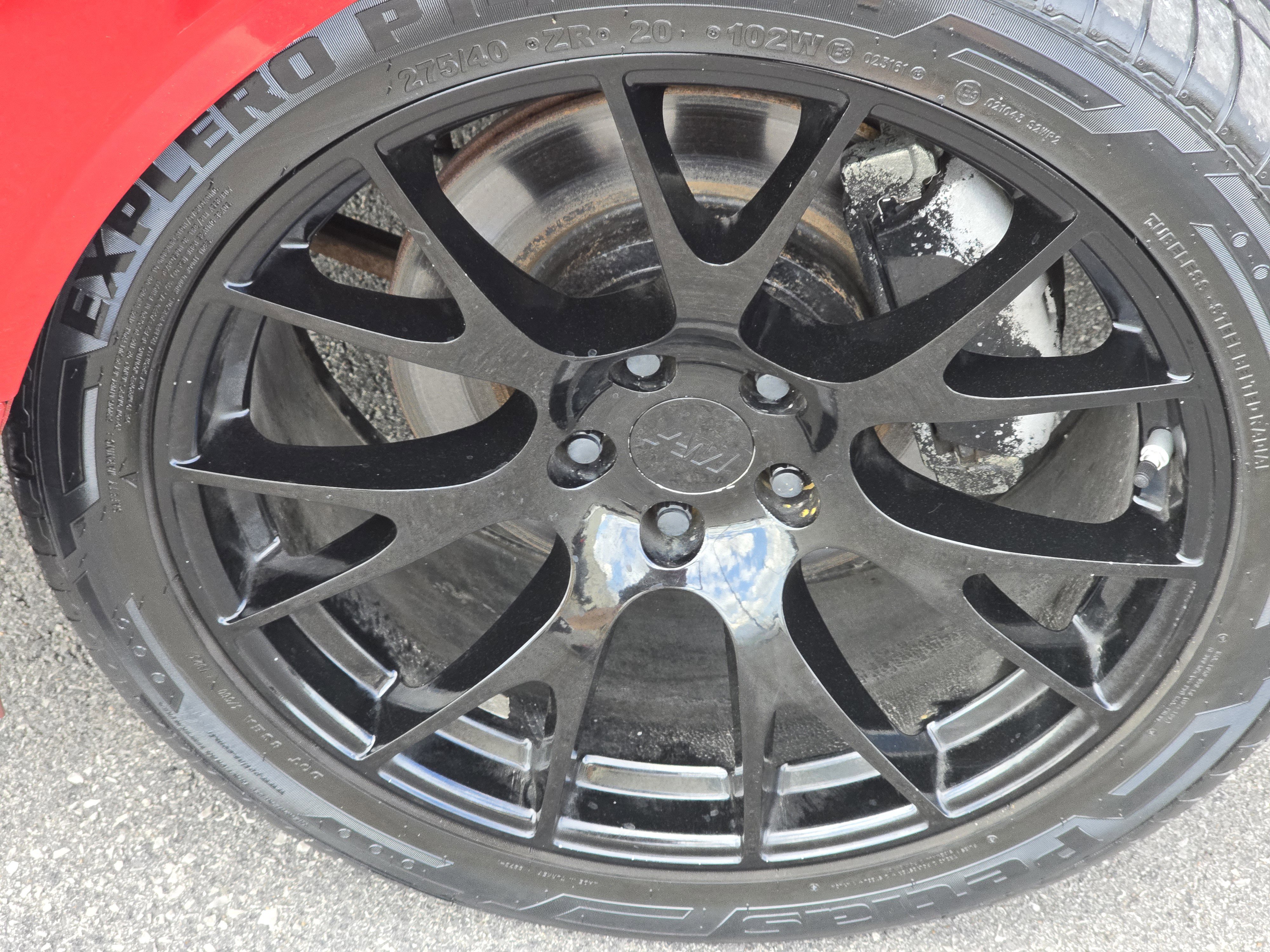 Used 2010 Dodge Challenger R/T image 3
