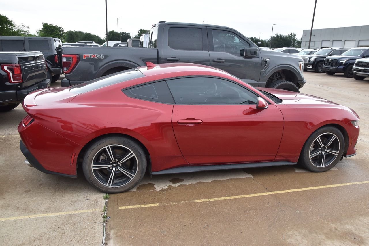 Used 2024 Ford Mustang Premium RWD image 5