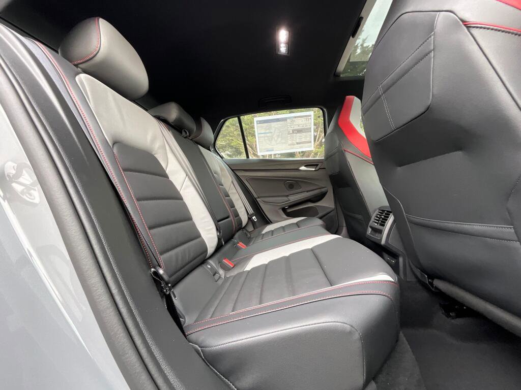 New 2026 Volkswagen GTI SE image 13