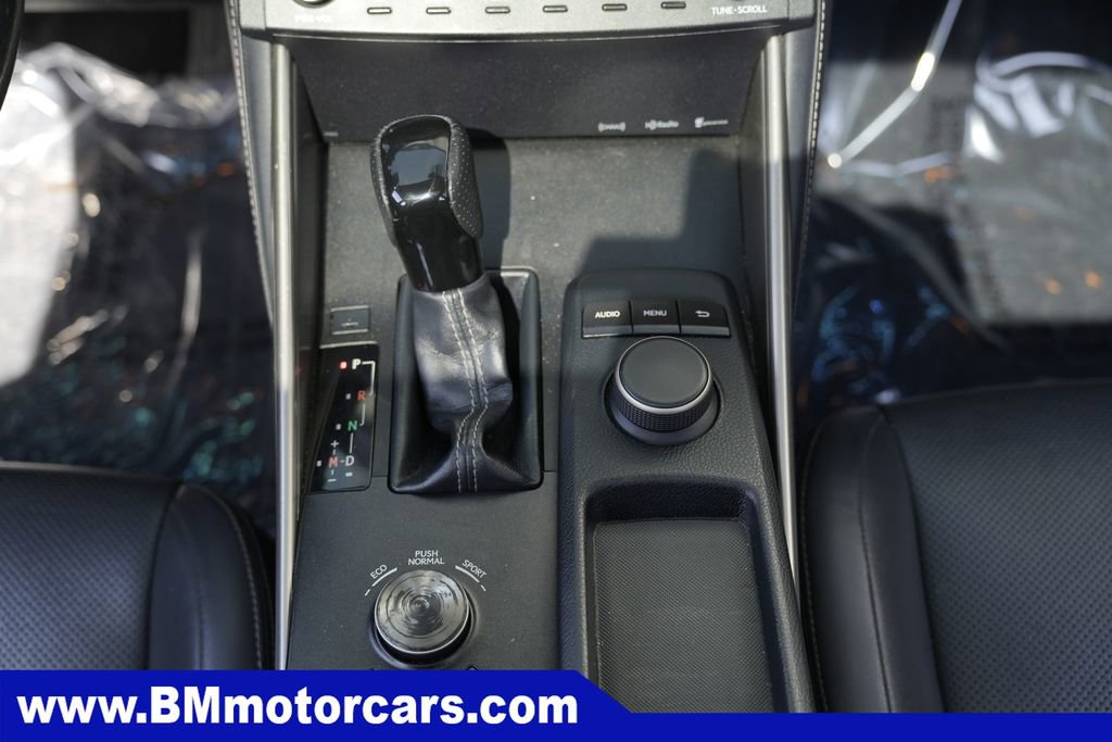 Used 2015 Lexus IS 250 image 38