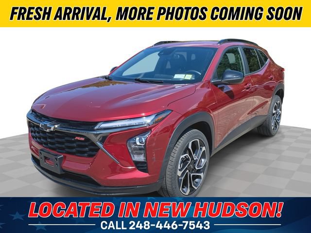 Used 2024 Chevrolet Trax RS FWD image 1